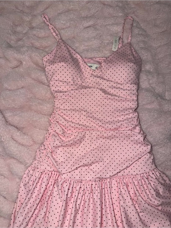 Hollister Other - hollister pink polka dot dress 🩷🖤